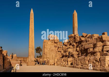 Courtyard between III. and IV. pylon with the obelisks of Thutmosis I and Hatshepsut, Karnak Temple, Luxor, Thebes, Egypt, Luxor, Thebes, Egypt, Afric Stock Photo