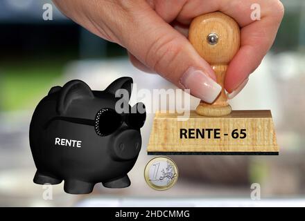 Schwarzes Sparschwein, Sparen, Vorsorge, Aufdruck: Rente mit 63, Hand, Stempel, Holzstempel, Stock Photo