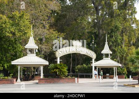 Silver Springs Florida entrance to one of oldest tourist attractions with glass bottom boats and  springs, lakes, animals and relaxing place for visit Stock Photo