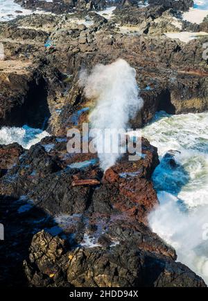 Devils Churn & Spouting Horn; Pacific Ocean; south of Yachats; Oregon, USA. Stock Photo
