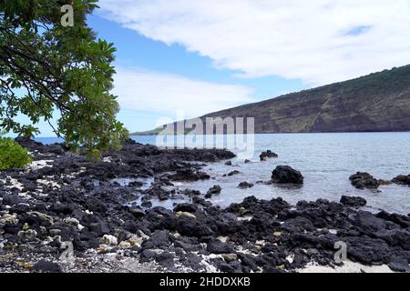 The Manini Beach in the Kealakekua Bay in Big Island, Hawaii Stock Photo