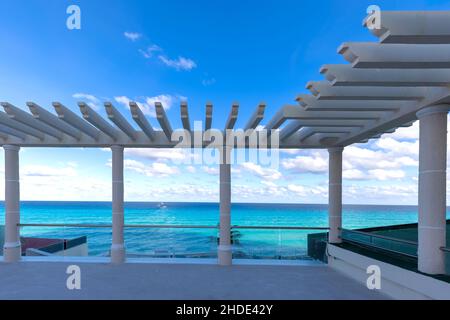 Luxury hotels along Cancun Zona Hotelera and Riviera Maya Hotel Zone