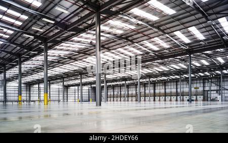 Distribution centre, Maersk trucking, DP World London Gateway Stock Photo