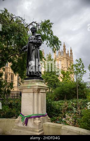 The Emmeline Pankhurst Memorial, Victoria Tower Gardens, Westminster, London Stock Photo