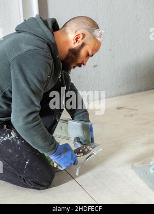 construction worker, cutting, blue collar, builder, builders, construction workers, worker Stock Photo