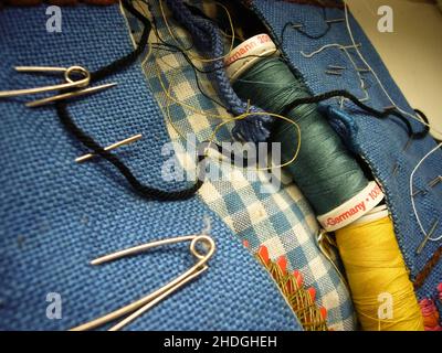 needle, sewing thread, sewing kit, needles, sewing threads, sewing kits Stock Photo