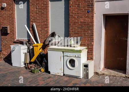 disposal, garbage, electronic scrap, disposals, garbages, refuse, waste, electronic scraps, obsolete Stock Photo
