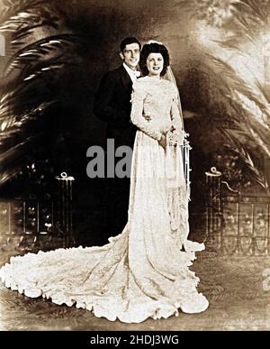 A wedding portrait of a young couple circa 1946. Stock Photo