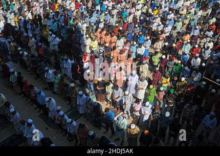 Muslims at Friday Jummah prayer at the mosque premises of Hazrat Shahjalal (R) Dargah Shareef. Sylhet, Bangladesh. Stock Photo