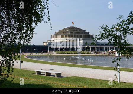 wroclaw, centennial hall, park szczytnicki, wroclaws, hala ludowa, hala stulecia, szczytnicki park Stock Photo