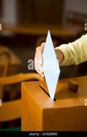 choose, ballot, throwing, chooses, ballots Stock Photo