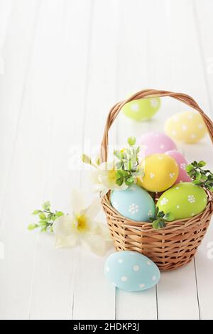easter, easter egg, easter basket, easters, easter eggs, easter baskets Stock Photo