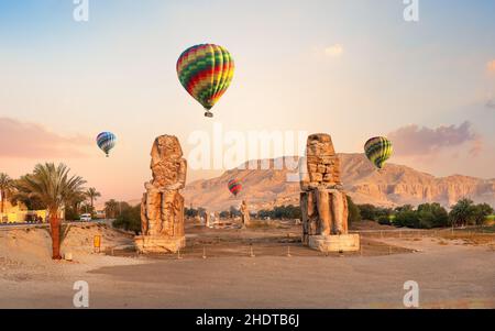 colossi of memnon, colossal statue, colossi of memnons Stock Photo