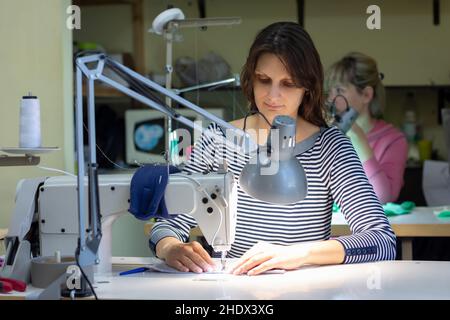 sewing, sewing machine, tailor, sewing machines, tailors Stock Photo