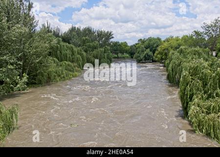 Vaal river in flood at the Barrage, Gauteng, South Africa after heavy rains . Stock Photo