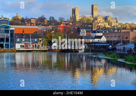 UK, Lincolnshire, Lincoln, Brayford Pool with Lincoln Cathedral and Castle in Background Stock Photo