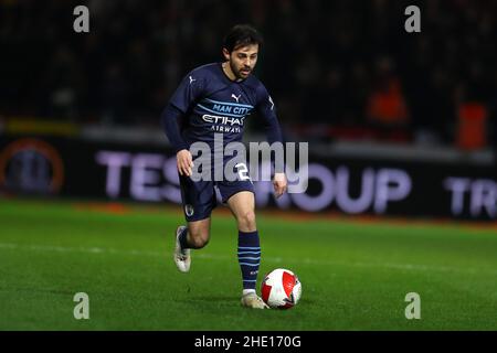 Swindon, UK. 07th Jan, 2022. Bernardo Silva of Manchester City in action. The Emirates FA Cup, 3rd round match, Swindon Town v Manchester City at the Energy Check County Ground in Swindon, Wiltshire on Friday 7th January 2022. this image may only be used for Editorial purposes. Editorial use only, license required for commercial use. No use in betting, games or a single club/league/player publications. pic by Andrew Orchard/Andrew Orchard sports photography/Alamy Live news Credit: Andrew Orchard sports photography/Alamy Live News Stock Photo