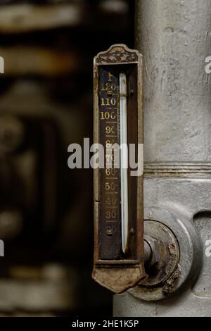 Components of an old air conditioning unit in Waukegan, USA Stock Photo