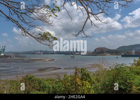 Entrance to the Panama Canal and container loading area in the port of Balboa Stock Photo