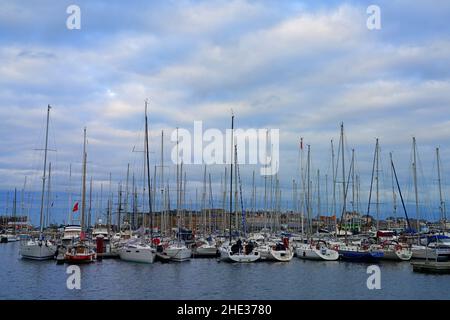 SAINT-MALO, FRANCE -30 DEC 2021- View of boats in the port of St-Malo in Brittany, France. Stock Photo