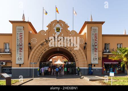 Entrance to Mercado de Nuestra Senora de Africa, the main market of Santa Cruz de Tenerife, Spain Stock Photo