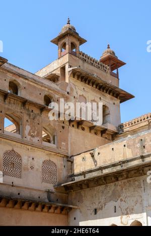 Raj (Raja) Mahal Palace, Orchha Fort, Orchha (or Urchha), Tikamgarh district, Madhya Pradesh, India, South Asia Stock Photo