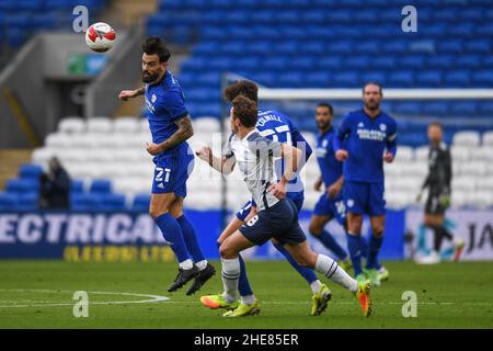 Cardiff, UK. 07th Aug, 2021. Marlon Pack #21 of Cardiff City under pressure  from Callum Styles #4 of Barnsley in Cardiff, United Kingdom on 8/7/2021.  (Photo by Mike Jones/News Images/Sipa USA) Credit