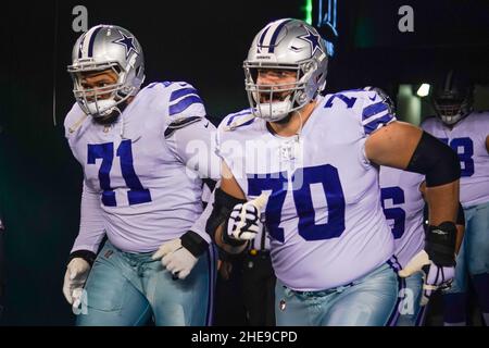 Dallas Cowboys guard Zack Martin (70) takes the field during an NFL  football game against the Tampa Bay Buccaneers in Arlington, Texas, Sunday,  Sept. 11, 2022. (AP Photo/Ron Jenkins Stock Photo - Alamy