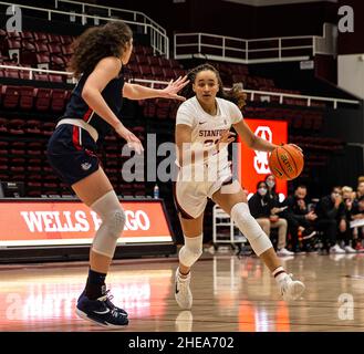 Stanford, CA, USA. 09th Jan, 2022. A. Stanford guard Haley Jones (30) drives to the hoop during the NCAA Women's Basketball game between Gonzaga Bulldogs and the Stanford Cardinal. Stanford won 66-50 at Maples Pavilion Stanford, CA. Thurman James /CSM/Alamy Live News Stock Photo