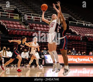 Stanford, CA, USA. 09th Jan, 2022. A. Stanford forward Cameron Brink (22) goes to the hoop during the NCAA Women's Basketball game between Gonzaga Bulldogs and the Stanford Cardinal. Stanford won 66-50 at Maples Pavilion Stanford, CA. Thurman James /CSM/Alamy Live News Stock Photo