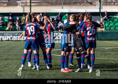 Seville, Spain. 09th Jan, 2022. The players of Levante UD Women are getting ready for the Primera Division Femenina match between Real Betis Women and Levante UD Women at Luis del Sol Sports City in Seville. (Photo credit: Mario Diaz Rasero Credit: Gonzales Photo/Alamy Live News Stock Photo