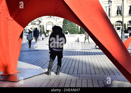 Alexander Calder Flying Dragon sculpture - Place Vendôme - Paris - France Stock Photo