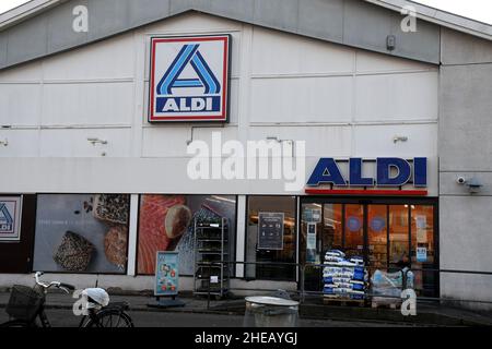 Copenhagen/Denmark./10 January 2022/    German Aldi grocery storeis openss on Christms day in Kastrup on Amagare in danish capital Ka<strup Copenahgen  Denamrk, (Photo.Francis Joseph Dean /Dean Pictures) Stock Photo