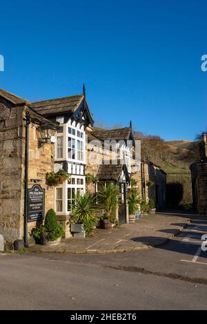 The Old Nags Head at Edale in the Peak District national park, Derbyshire, England. Stock Photo