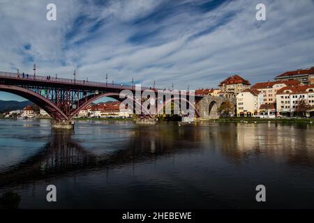 Drava River Maribor, Slovenia is the second-largest city in Slovenia and the largest city of the traditional region of Lower Styria. Maribor is also t Stock Photo