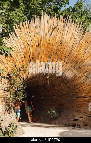 Mexico, Quintana Roo, Tulum, wooden sculpture at the entrance of a hotel Stock Photo