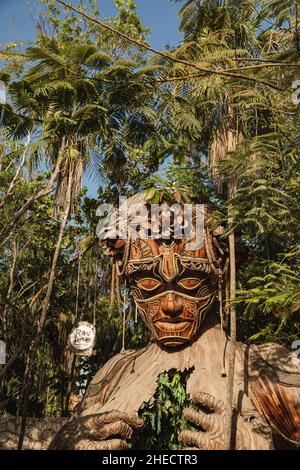 Mexico, Quintana Roo, Tulum, wooden sculpture at the entrance of the Ahau Tulum Beach hotel Stock Photo