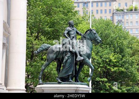 Theodore Roosevelt equestrian monument at the Museum of Natural History, New York, NY, USA Stock Photo