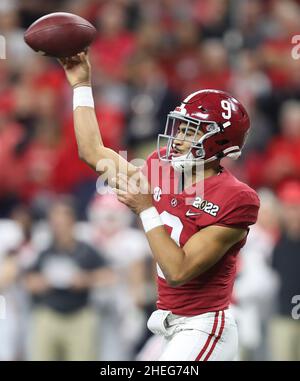 Indianapolis, United States. 10th Jan, 2022. Alabama Crimson Tide quarterback Bryce Young (9) throws against the Georgia Bulldogs during the second half of the 2022 NCAA National Championship football game at Lucas Oil Stadium in Indianapolis, Indiana, on Monday, January 10, 2022. Photo by Aaron Josefczyk/UPI Credit: UPI/Alamy Live News Stock Photo