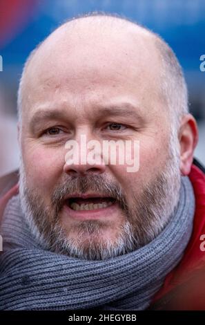 Wismar, Germany. 07th Jan, 2022. Daniel Friedrich, District Manager of IG Metall Küste, after a staff meeting at MV Werft. The continued existence of MV Werften is acutely endangered, and employees' wages could not be paid as planned. The federal government, the state and the shipyard owner Genting Hong Kong have so far been unable to agree on a new rescue package. Credit: Jens Büttner/dpa-Zentralbild/ZB/dpa/Alamy Live News Stock Photo