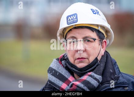 Wismar, Germany. 07th Jan, 2022. Ines Scheel, store steward of MV Werften, after a staff meeting at MV Werft. The continued existence of MV Werften is acutely endangered, and employees' wages could not be paid as scheduled. The federal government, the state and the shipyard owner Genting Hong Kong have so far been unable to agree on a new rescue package. Credit: Jens Büttner/dpa-Zentralbild/ZB/dpa/Alamy Live News Stock Photo