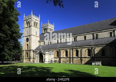 The Priory Church of Our Lady and St Cuthbert, Worksop town, Nottinghamshire, England, UK Stock Photo