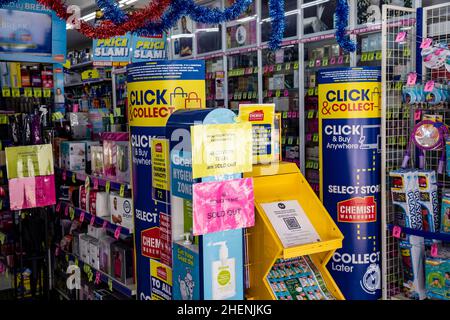Covid 19 rapid antigen test kits sold out and out of stock at Avalon Beach chemist in Sydney,Australia 12th January 2022 Stock Photo