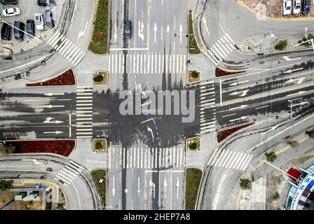 Anyang, Anyang, China. 12th Jan, 2022. On January 11, 2022, in the locked area of Hua county, Anyang City, Henan Province, the ''empty city'' photographed by UAV aerial photography, people stayed at home, cars were not on the road, and the operation was suspended. On January 8th, a case of asymptomatic infection of Covid-19 appeared in Huaxian, Anyang, Henan province. It immediately upgraded the epidemic control measures and strengthened the management of the village (Village). The county is divided into sealed control area, control area and prevention area according to the epidemic preventi Stock Photo