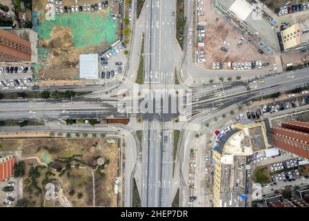 Anyang, Anyang, China. 12th Jan, 2022. On January 11, 2022, in the locked area of Hua county, Anyang City, Henan Province, the ''empty city'' photographed by UAV aerial photography, people stayed at home, cars were not on the road, and the operation was suspended. On January 8th, a case of asymptomatic infection of Covid-19 appeared in Huaxian, Anyang, Henan province. It immediately upgraded the epidemic control measures and strengthened the management of the village (Village). The county is divided into sealed control area, control area and prevention area according to the epidemic preventi Stock Photo