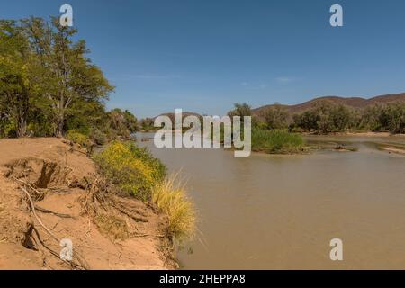 Landscape at the Kunene River, border rivers of Namibia and Angola, Epupa, Namibia Stock Photo