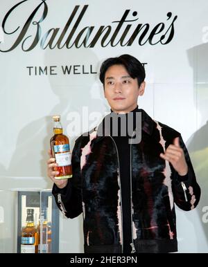 Seoul, South Korea. 12th Jan, 2022. South Korean actor Ju Ji-Hoon, attends the photocall for Ballantine's 'Time Well Spent' global campaign at Novotel Ambassador - Dragon City in Seoul, South Korea on January 12, 2022. (Photo by: Lee Young-ho/Sipa USA) Credit: Sipa USA/Alamy Live News Stock Photo