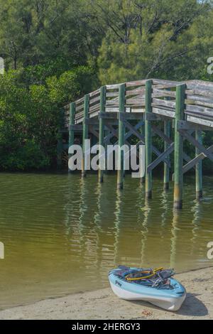 A walking Bridge in Round Island Riverside Park on the Indian River, Vero Beach, Indian River County, Florida Stock Photo