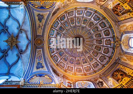 Dome inside of the Sacred Chapel of the Savior. Ubeda, Andalusia, Spain.  Sacra Capilla del Salvador del Mundo. XVIth century chapel of the Savior, Va Stock Photo