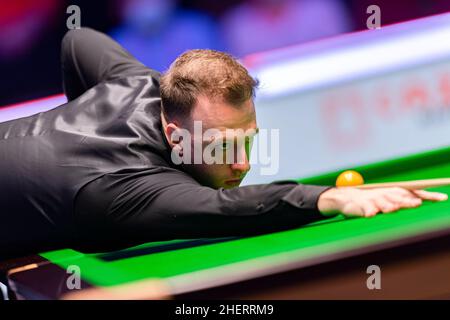 LONDON, UNITED KINGDOM. 12th Jan, 2022. Judd Trump v Mark Allen on Day 4 matches during the 2022 Cazoo Master at Alexandra Palace on Wednesday, January 12, 2022 in LONDON ENGLAND. Credit: Taka G Wu/Alamy Live News Stock Photo